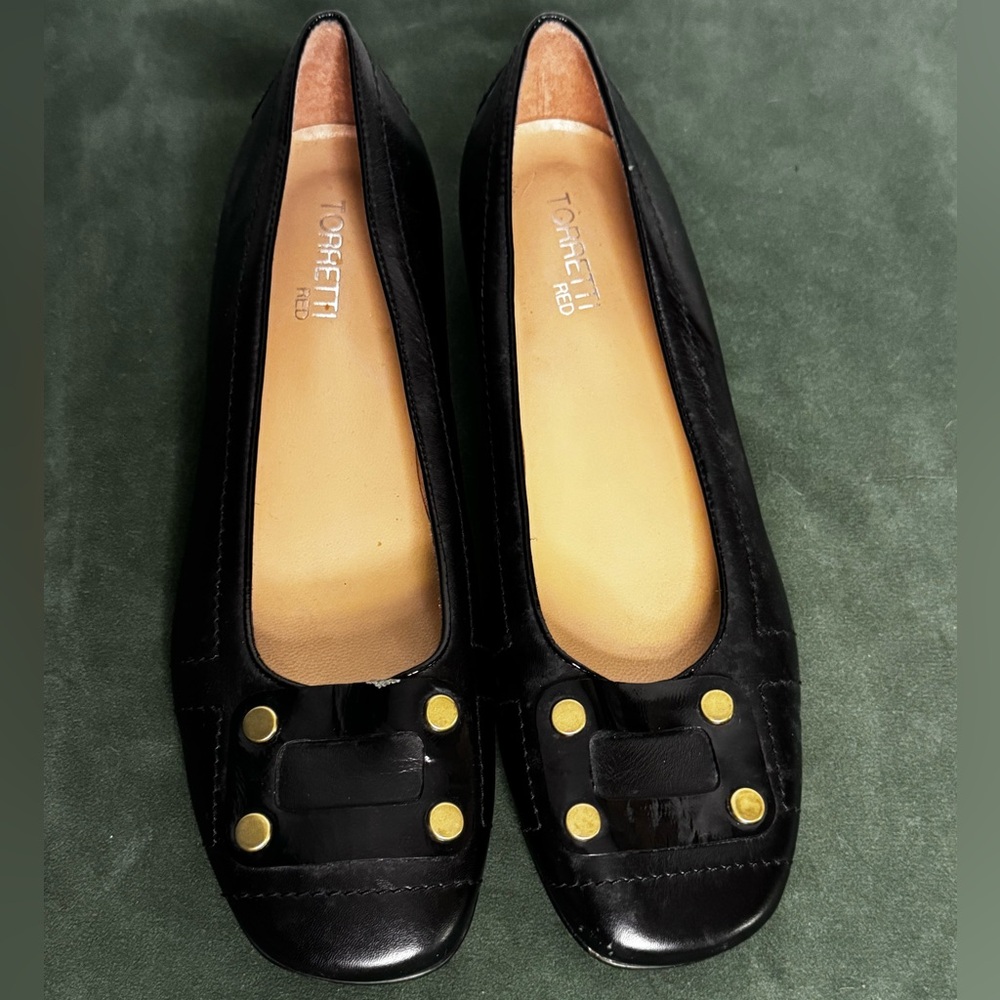 Torrenti Red Brass Studded Black Ballet Flats